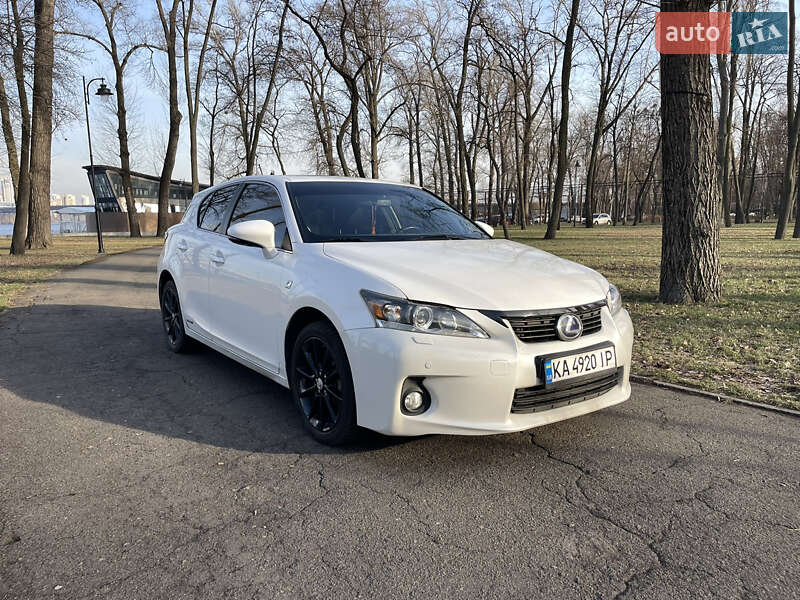 Lexus Ct (2012)
