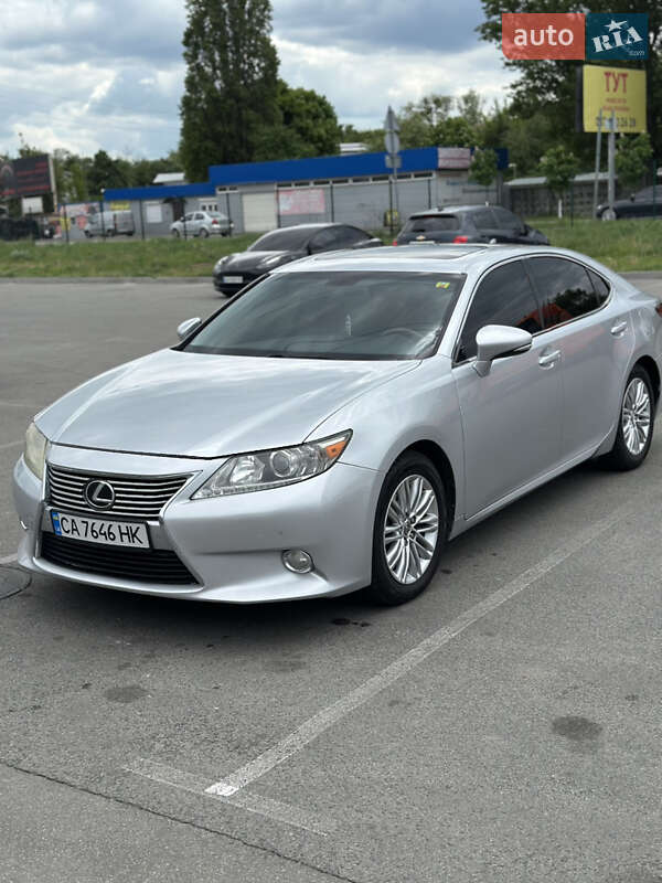 Lexus Es (2012)