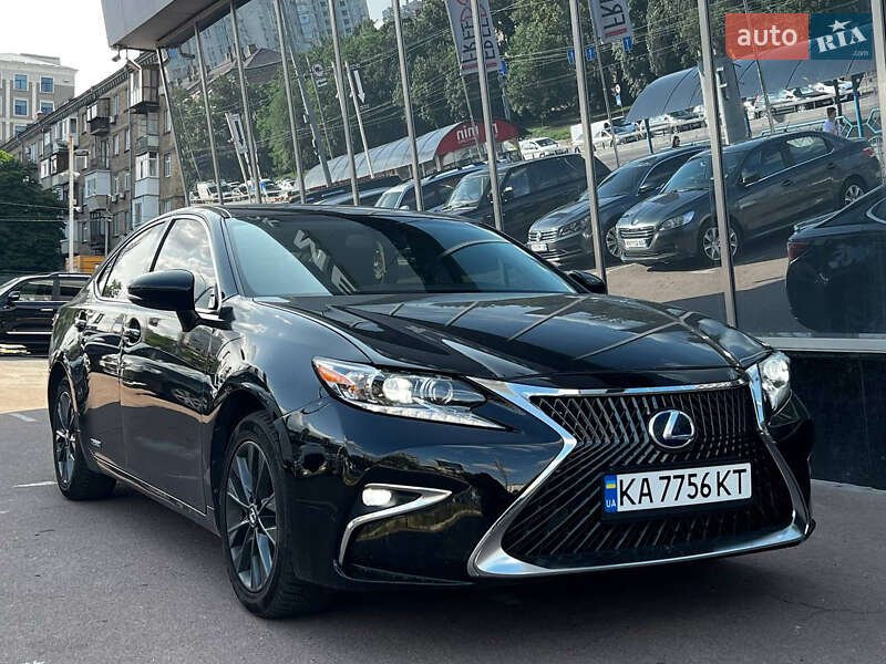 Lexus Es (2013)
