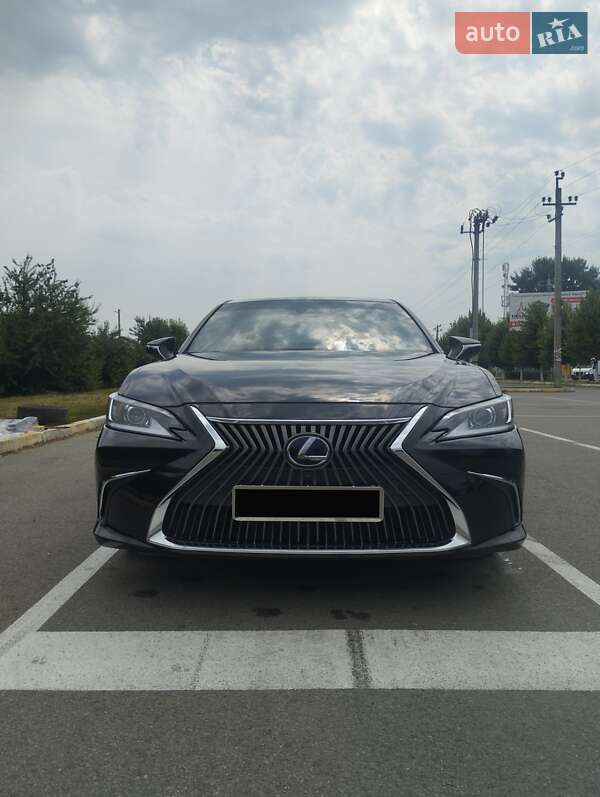 Lexus Es (2018)
