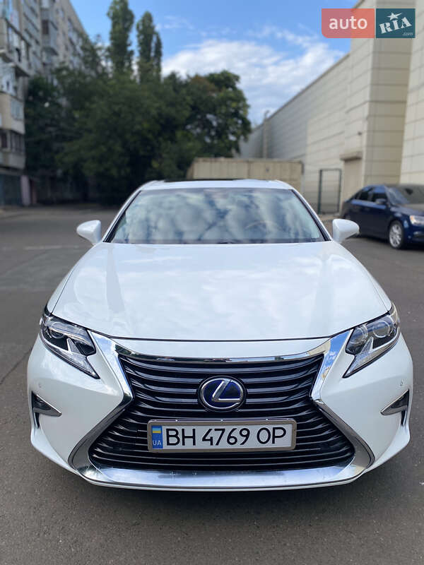 Lexus Es (2013)