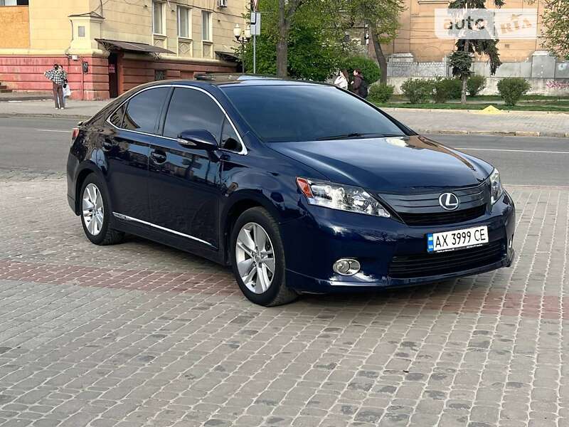 Lexus Hs (2011)