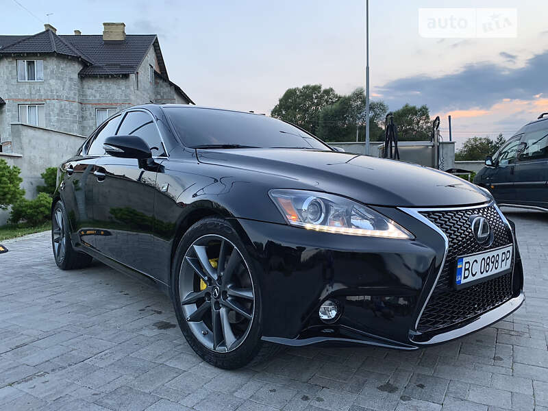 Lexus Is (2012)