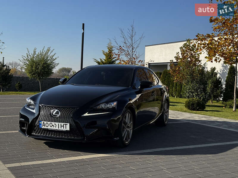 Lexus Is (2013)