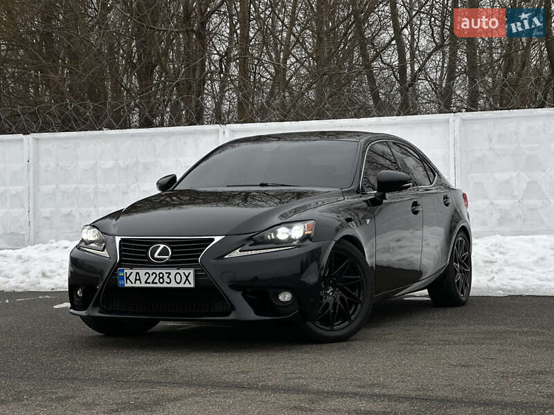 Lexus Is (2014)