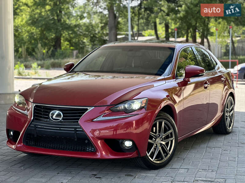 Lexus Is (2014)