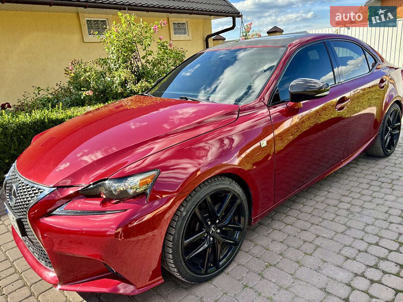 Lexus Is (2014)