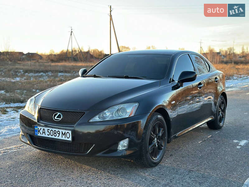 Lexus Is (2006)