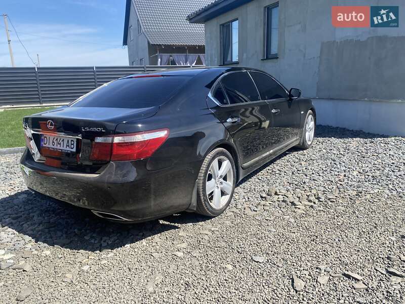Lexus Ls (2008)