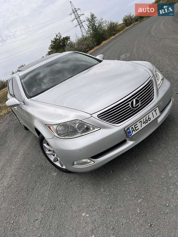 Lexus Ls (2006)