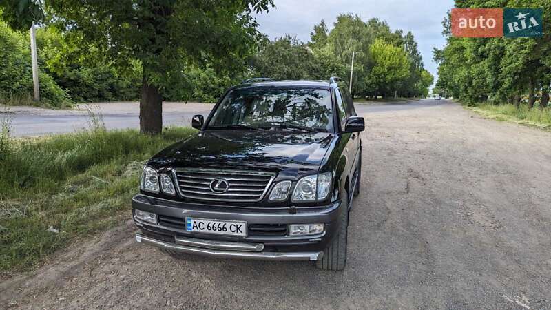Lexus Lx (2000)