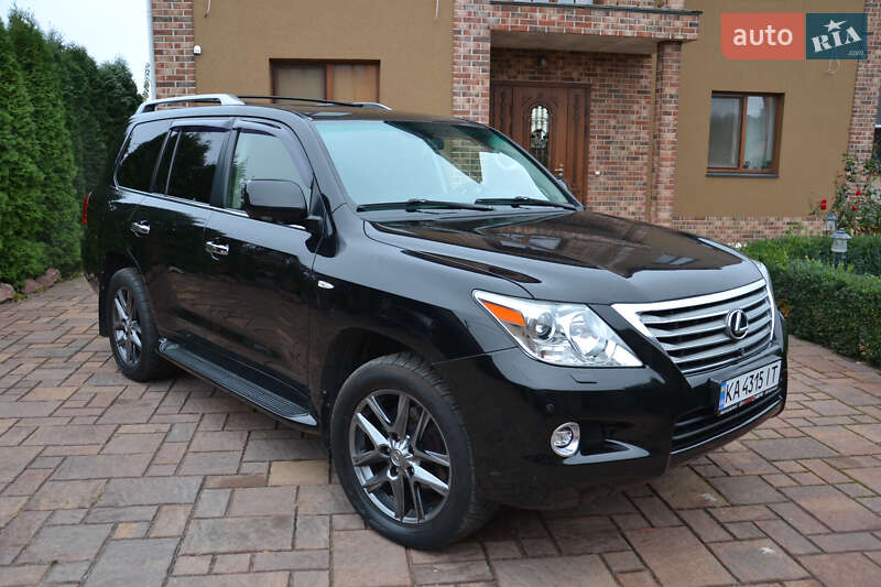 Lexus Lx (2011)