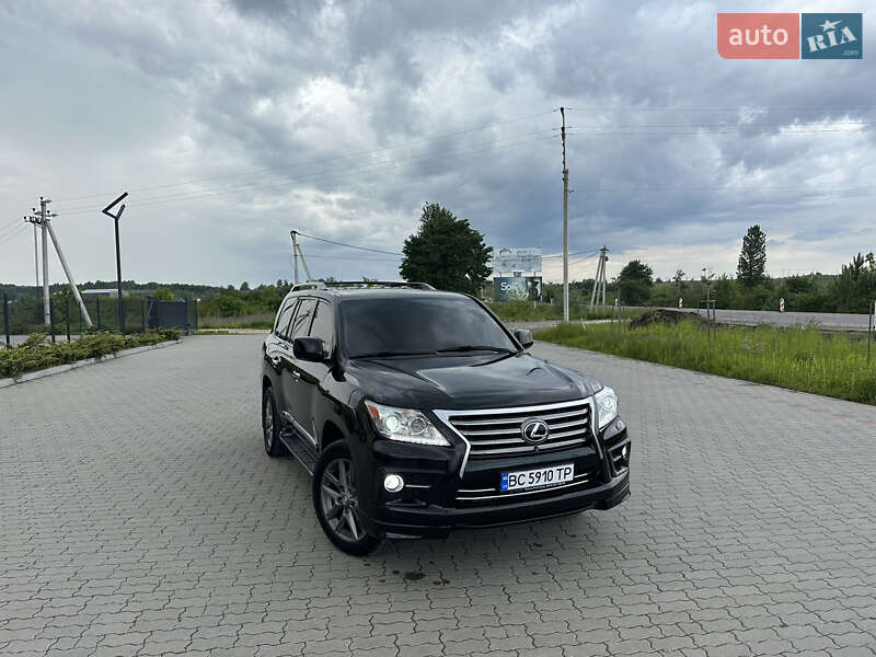 Lexus Lx (2008)
