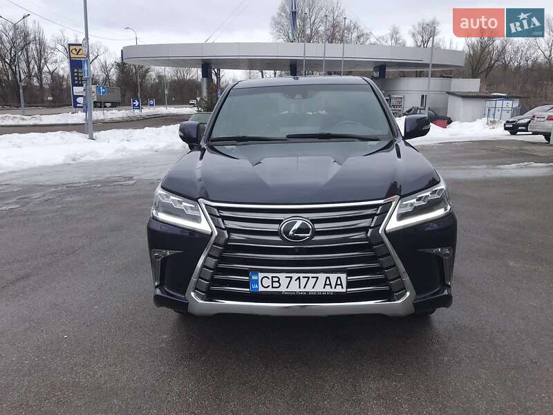 Lexus Lx (2017)