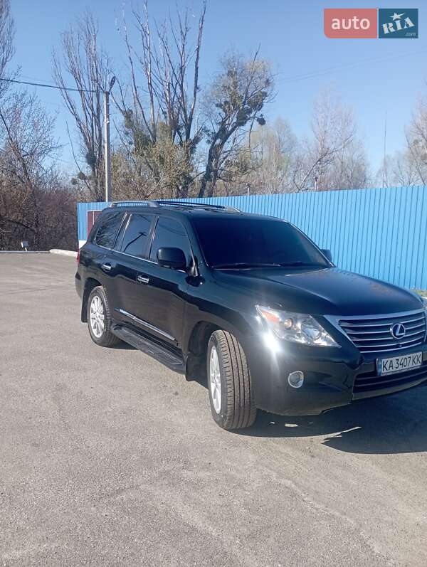 Lexus Lx (2008)