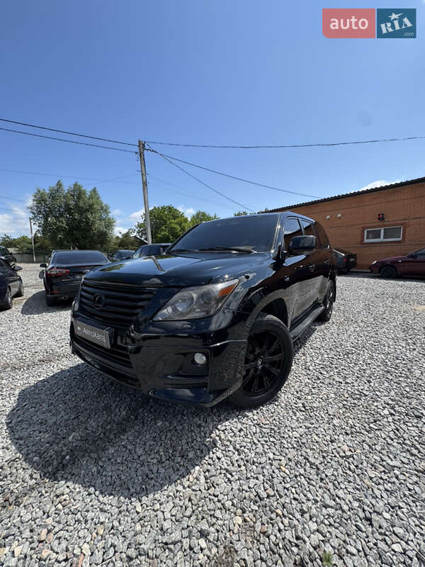 Lexus Lx (2008)
