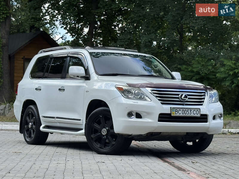 Lexus Lx (2011)