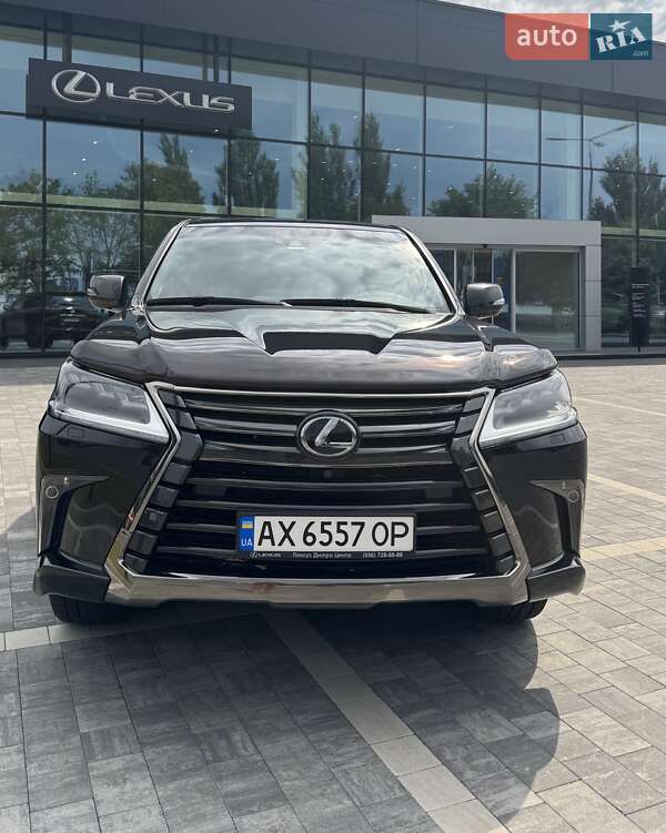 Lexus Lx (2019)