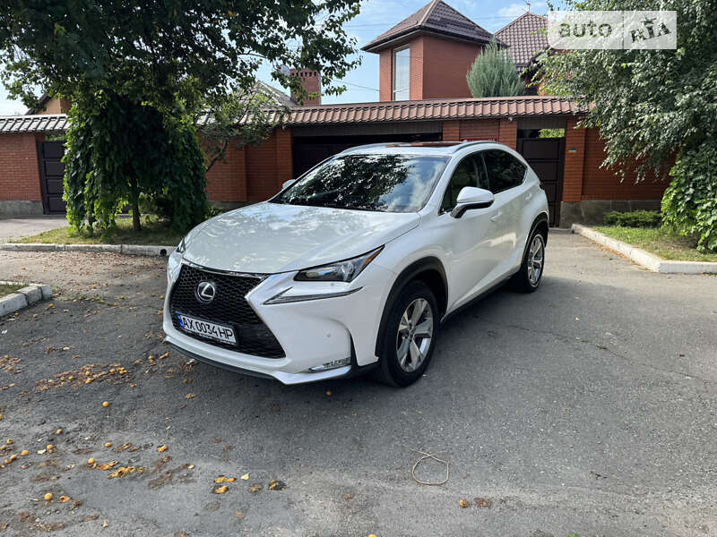 Lexus Nx 200t (2017)