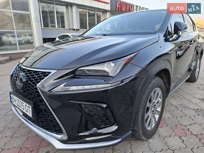Lexus Nx (2020)