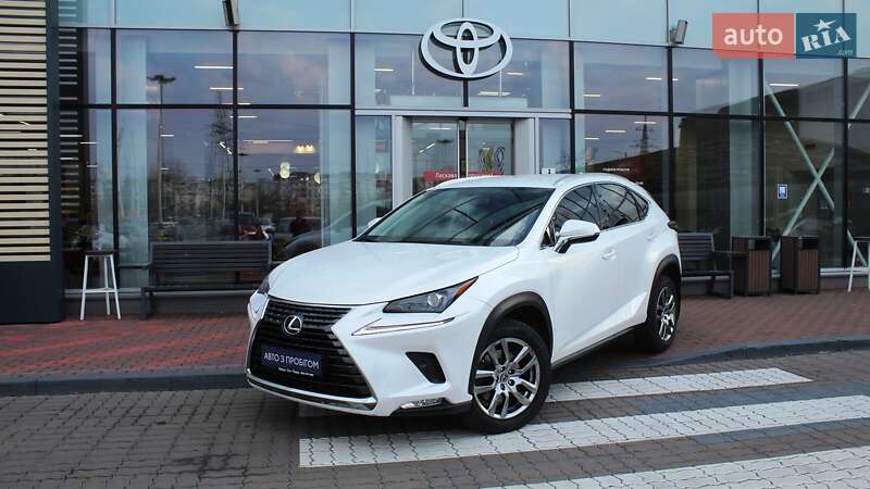 Lexus Nx (2019)