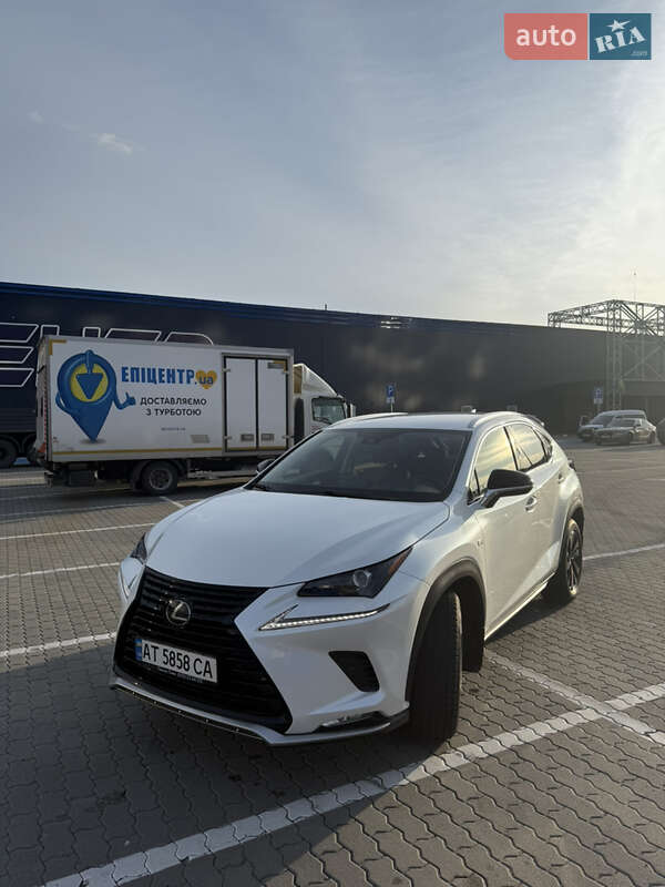 Lexus Nx (2020)