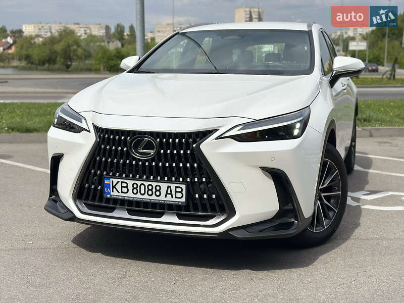 Lexus Nx (2023)