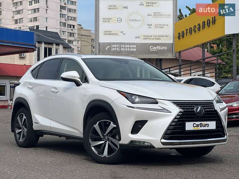 Lexus Nx (2020)