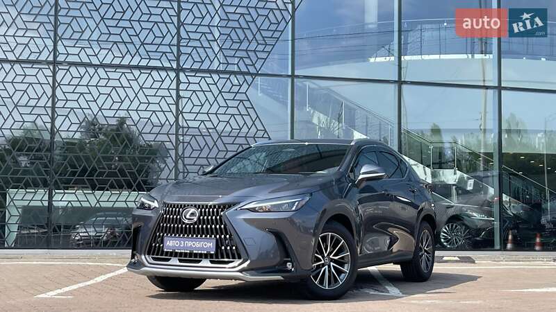 Lexus Nx (2023)