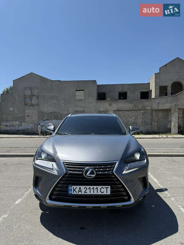 Lexus Nx (2018)