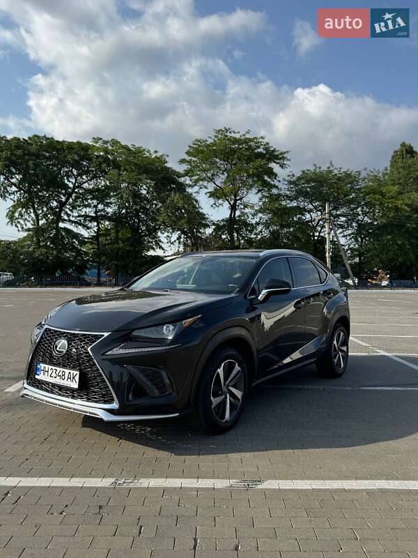 Lexus Nx (2018)