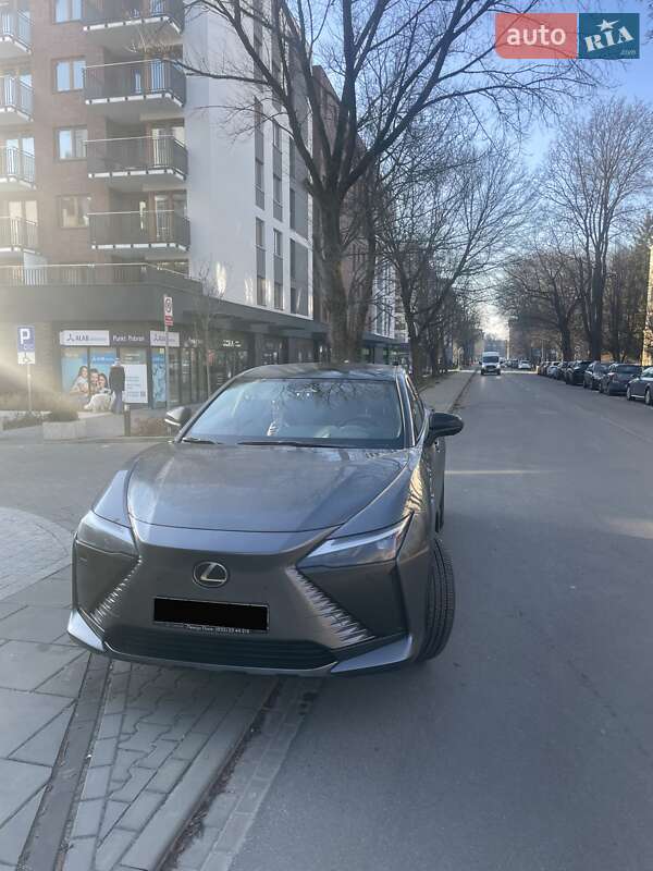 Lexus Rz (2023)