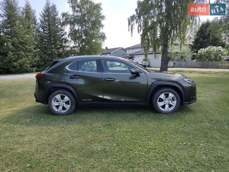 Lexus Ux 300e (2021)