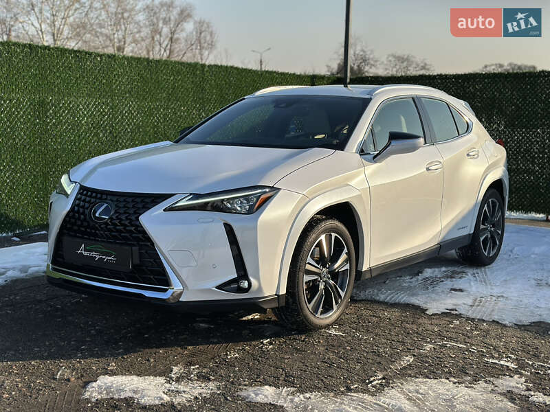 Lexus Ux (2022)