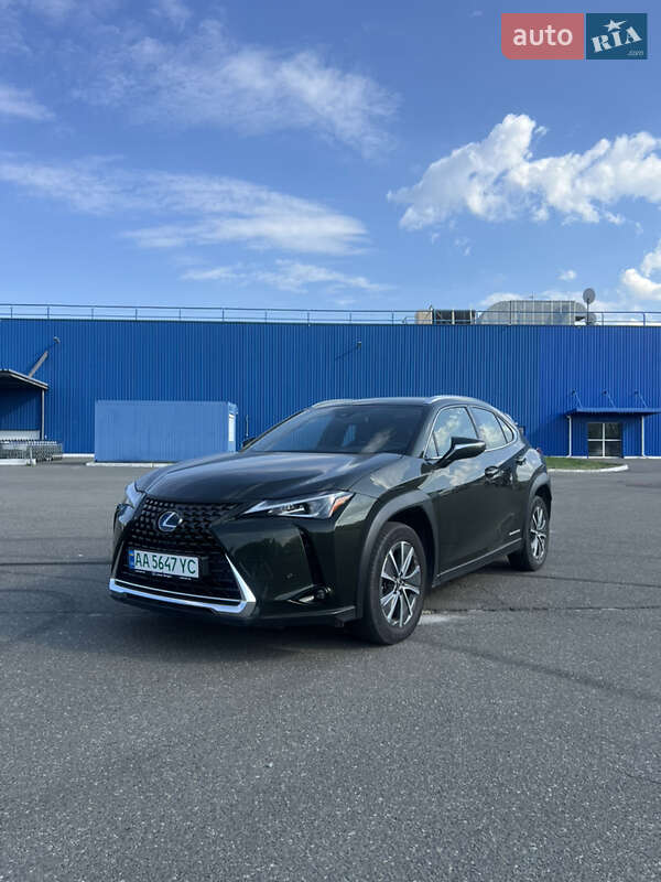 Lexus Ux (2021)