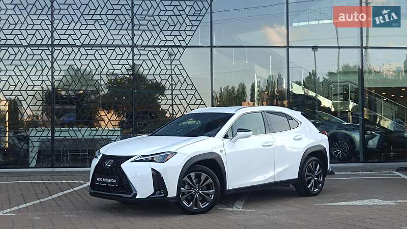 Lexus Ux (2022)