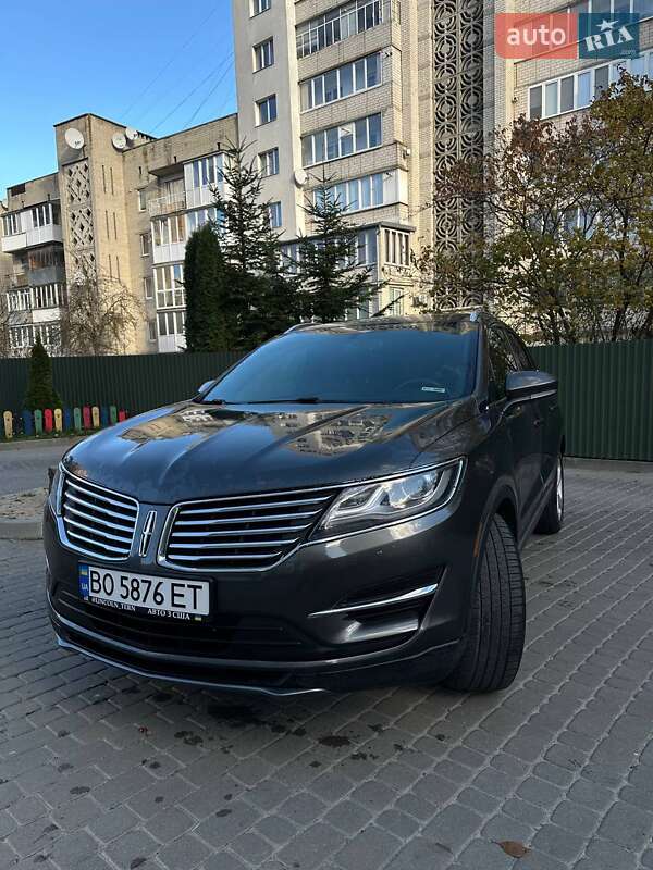 Lincoln Mkc (2017)