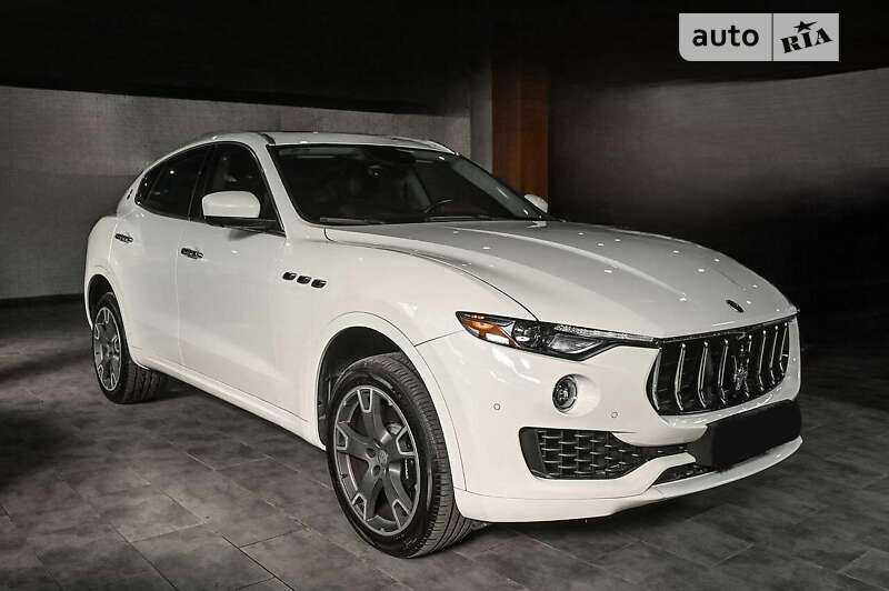 Maserati Levante (2016)