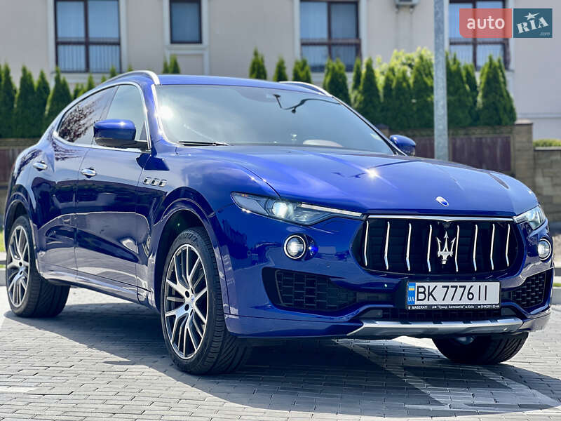 Maserati Levante (2017)