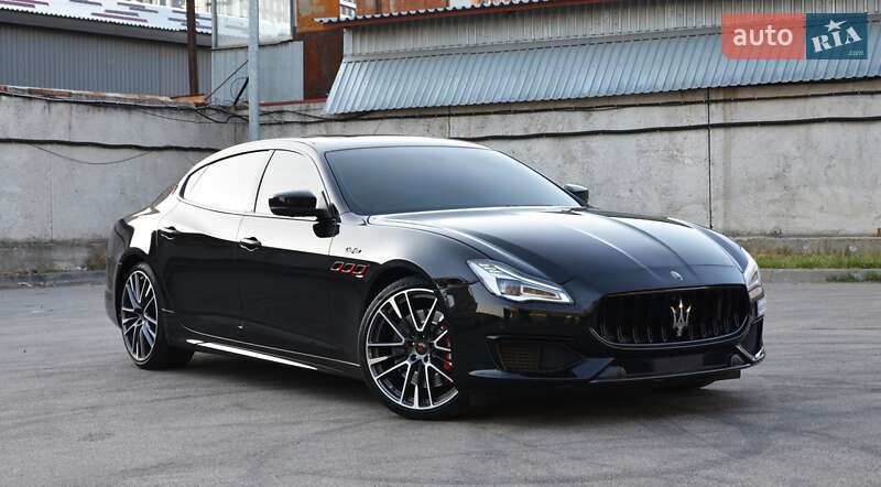 Maserati Quattroporte (2015)