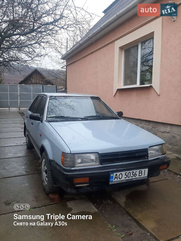 Mazda 323 (1986)
