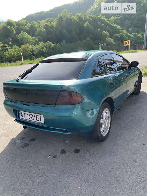 Mazda 323 (1998)