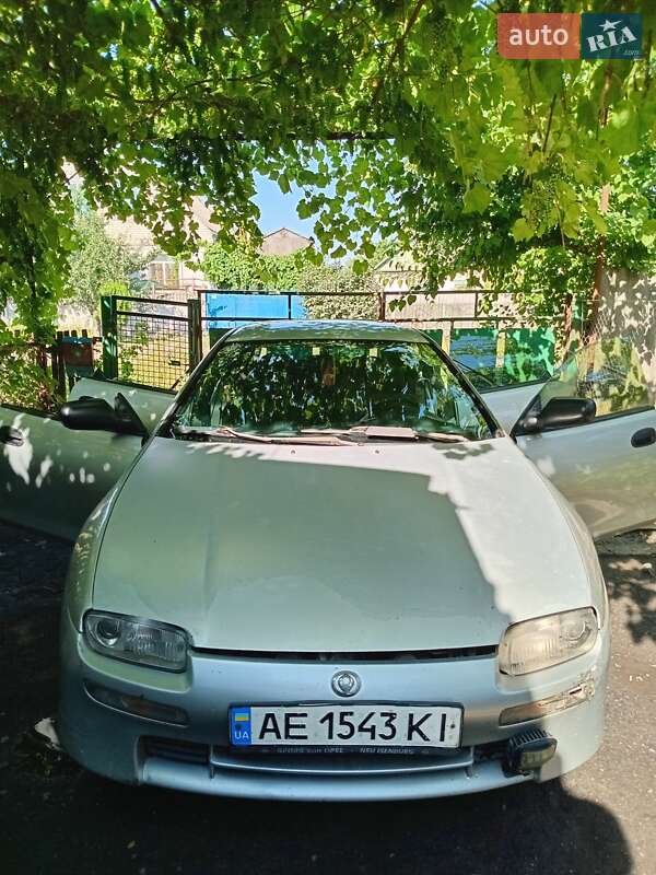 Mazda 323 (1996)