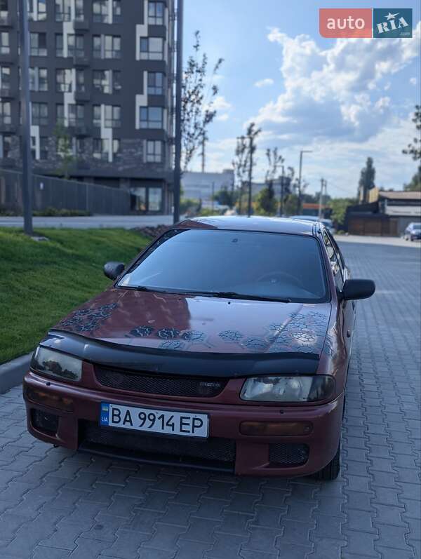 Mazda 323 (1996)