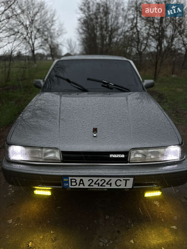 Mazda 626 (1987)
