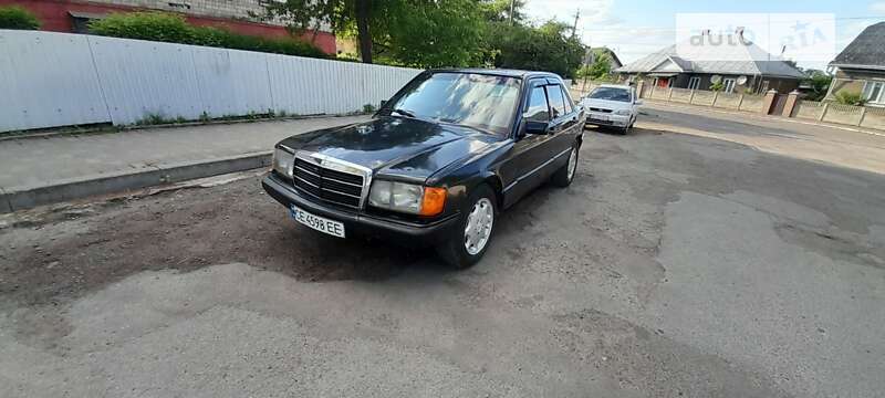 Mercedes-benz 190 (1990)