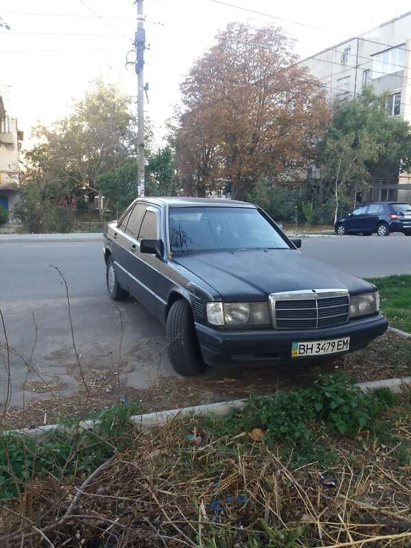 Mercedes-benz 190 (1991)