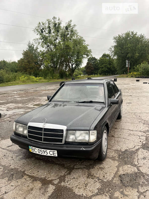 Mercedes-benz 190 (1988)