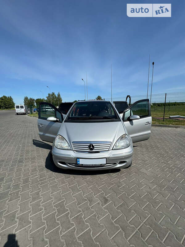 Mercedes-benz A 190 (2002)