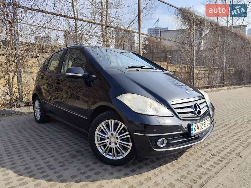 Mercedes-benz A-class (2010)